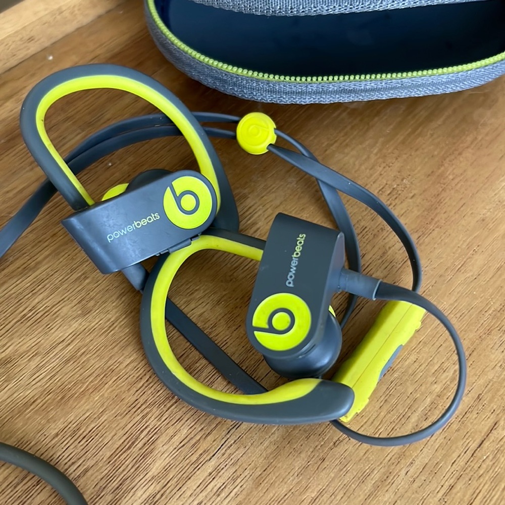 Powerbeats 2 by Dre wireless Bluetooth headphones neon yellow grey gray